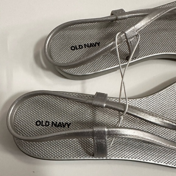 💎 Old Navy Women’s Rustic Silver Shimmer Rhinestone Sandals 💎 - Picture 4 of 5
